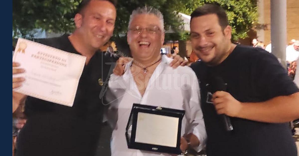 Mangia un chilo di gelato in meno di 4 minuti, primo classificato a Menfi