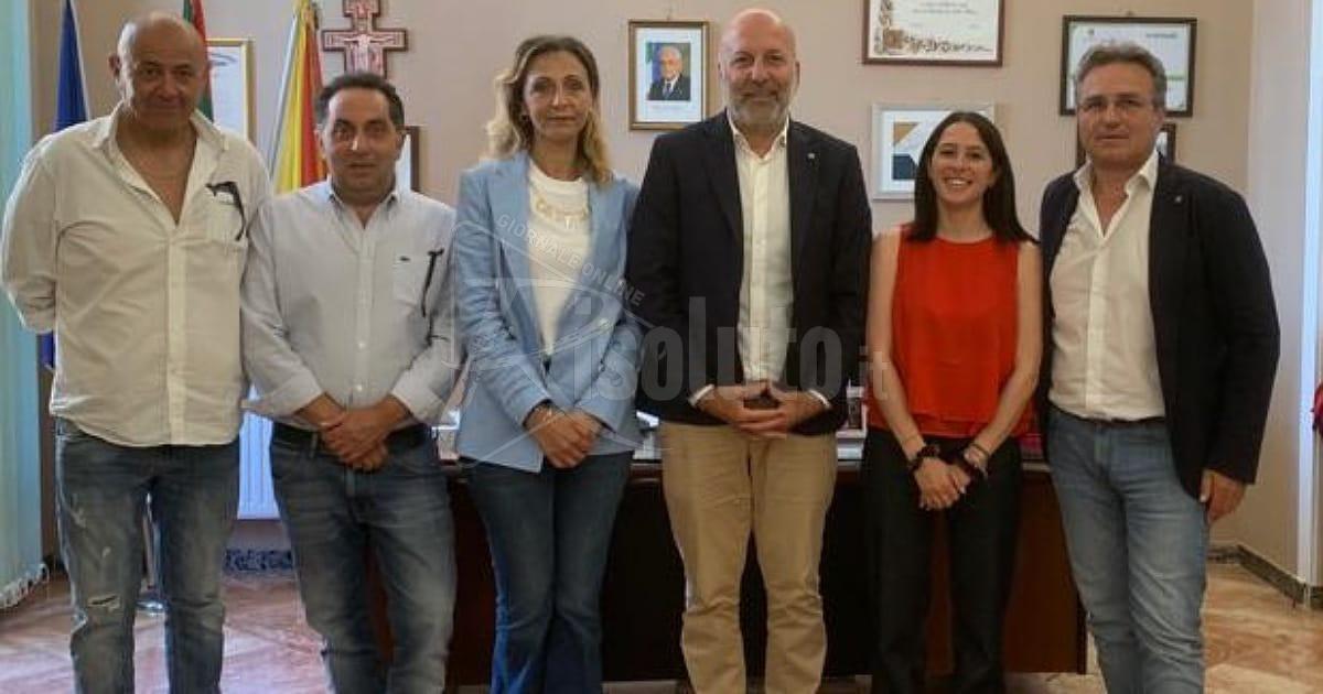 Cacioppo vara la nuova giunta di Sambuca con Leo Ciaccio vicesindaco