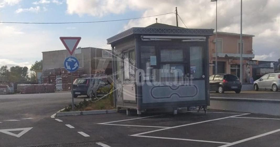 Inutilizzata la biglietteria del terminal di via Lioni, nuovo punto biglietti al bar dell'impianto di carburanti
