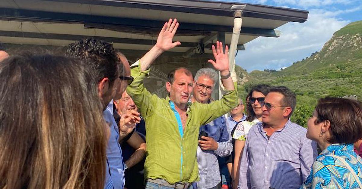 Dazzo si conferma sindaco di Lucca Sicula con un distacco di 170 voti (Video)