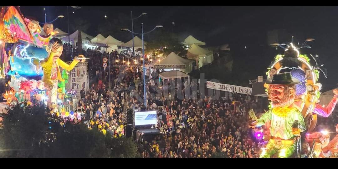 Carnevale di Sciacca, archiviata la prima giornata e oggi sfilata anche di mattina