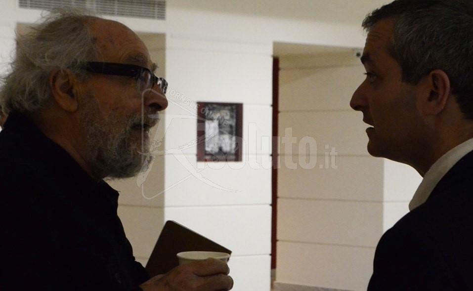 Franco Accursio Gulino in Grecia con le sue opere che raccontano Pasolini