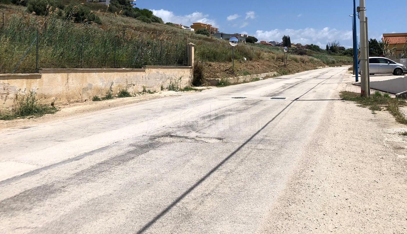 Lavori Parf a Sciacca, si asfaltano le strade e si allontana l'intervento in contrada Carbone