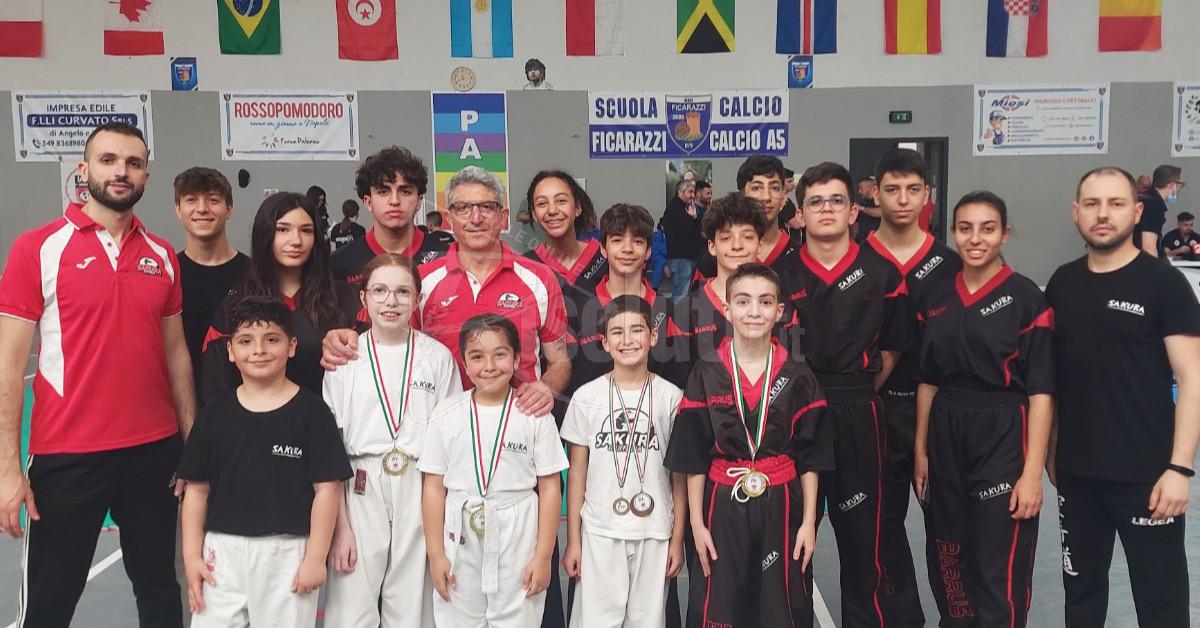 Primi posti per la Sakura di Sciacca al campionato nazionale di kickboxing a Palermo