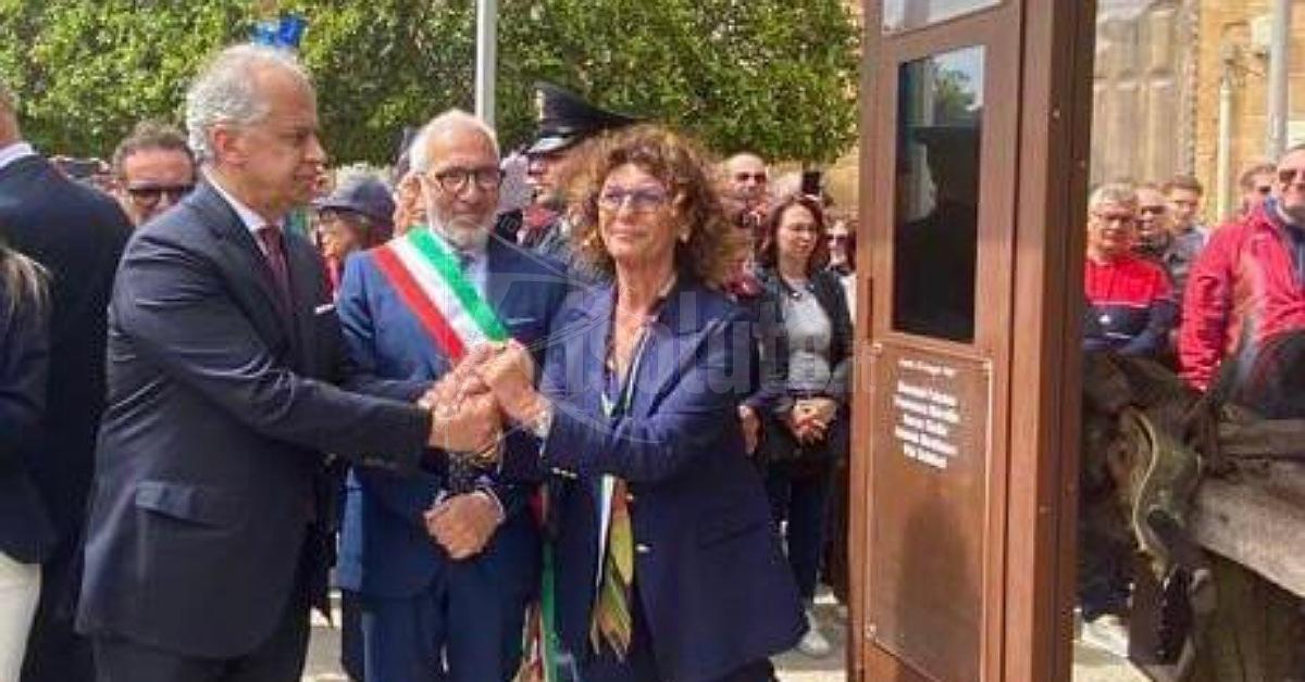 “Memoria Nostra" oggi a Castelvetrano con Piantedosi e la teca dei resti dell'auto di Falcone