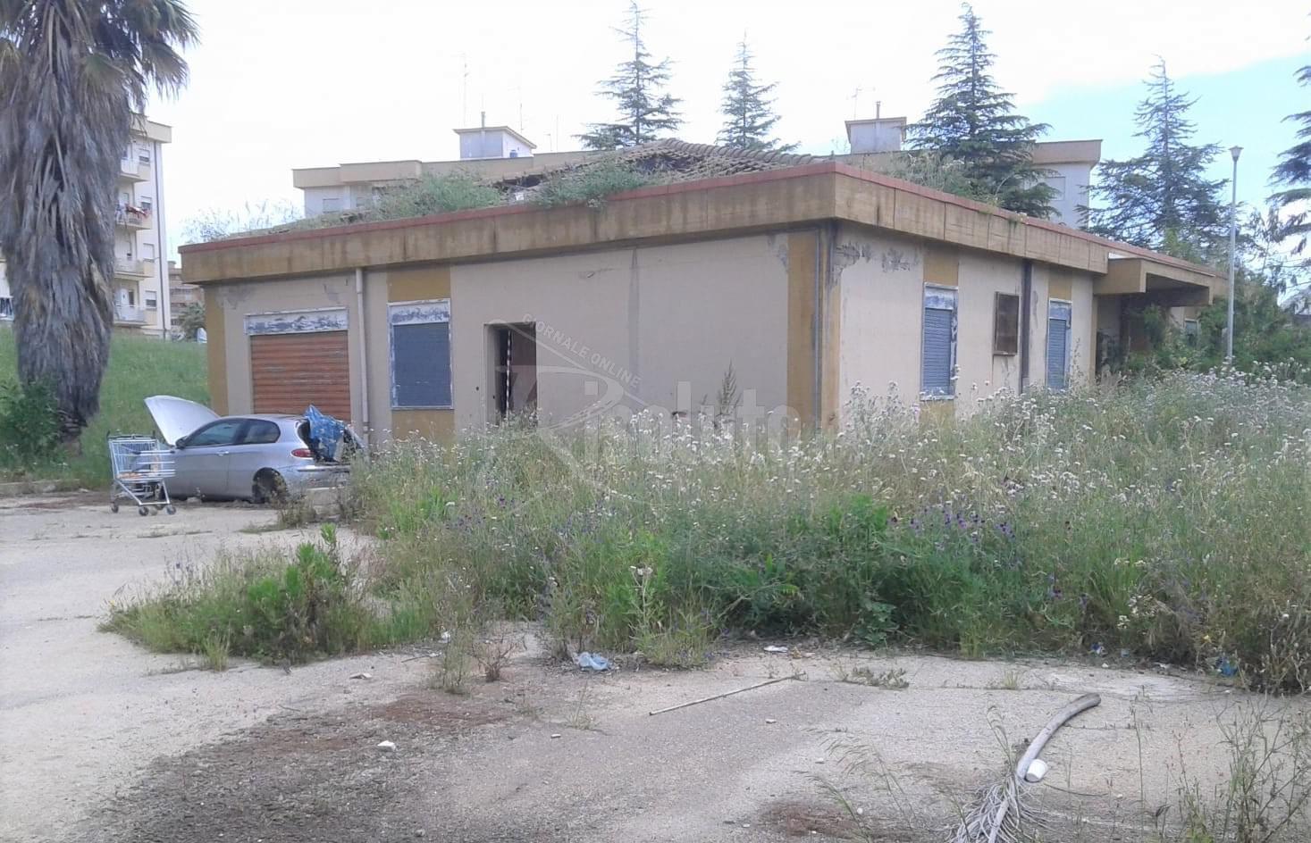 Viale Europa a Ribera, Caternicchia e Tortorici chiedono al sindaco lo sgombero immediato dell'immobile comunale