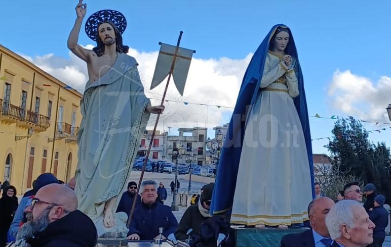 Banda musicale, giochi d'artificio e spese per le feste religiose a Santa Margherita si pagano con le donazioni di Pasqua