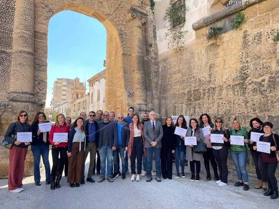 Corso per la gestione di attività turistiche di Confcommercio, attestati per 20 partecipanti