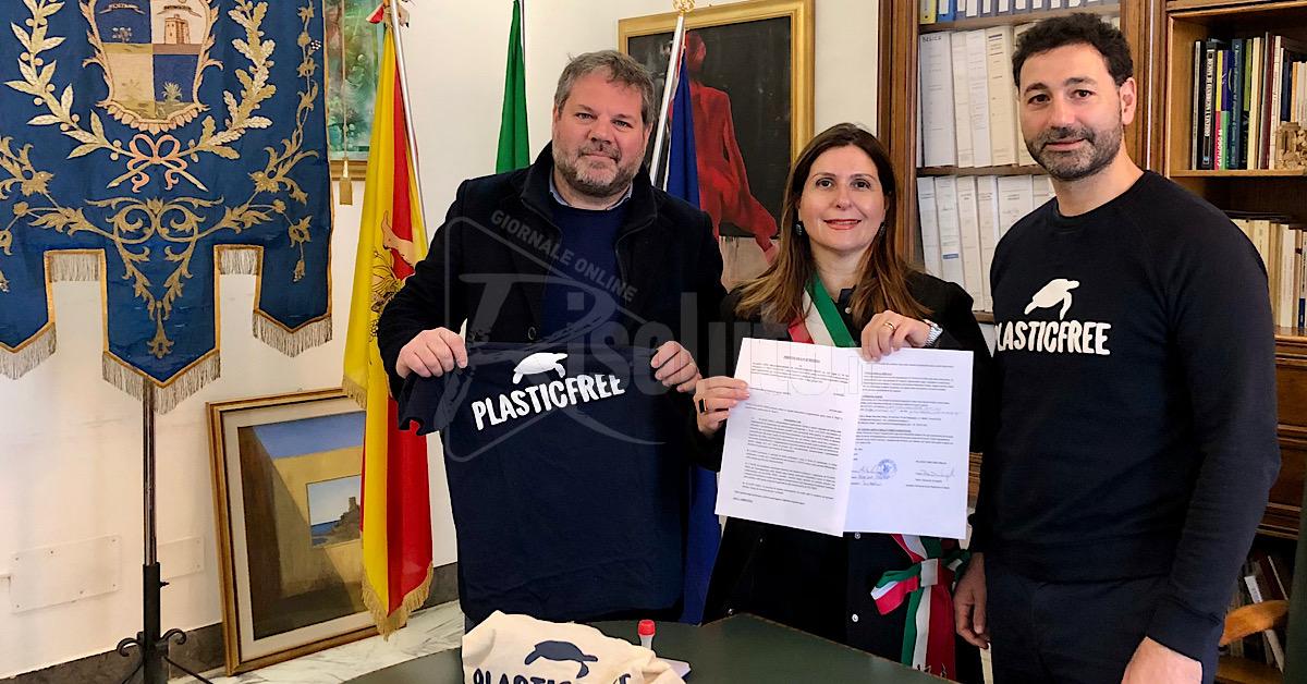 Menfi da oggi Comune Plastic Free, siglato il protocollo d’intesa