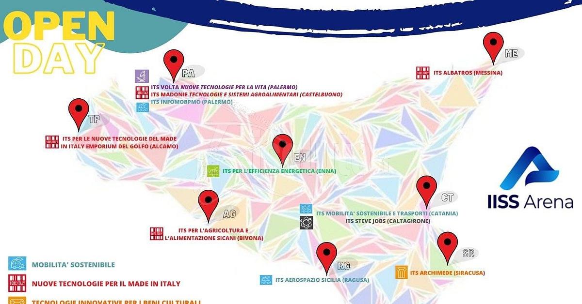 Grande affluenza di alunni per l'incontro con gli istituti tecnici superiori al Don Michele Arena