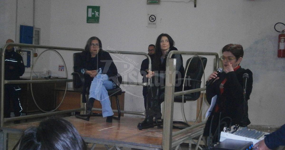 Giornata della Donna alla Casa Circondariale di Sciacca, letteratura e solidarietà