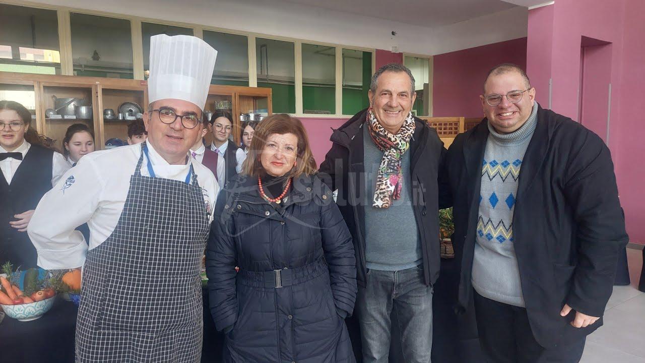 Open day con il corallo di spaghetti e lo chef Giuffre’ all’Alberghiero di Sciacca (Foto e Video)