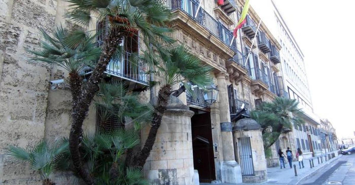 Sussidio raddoppiato in Sicilia per i lavoratori Asu