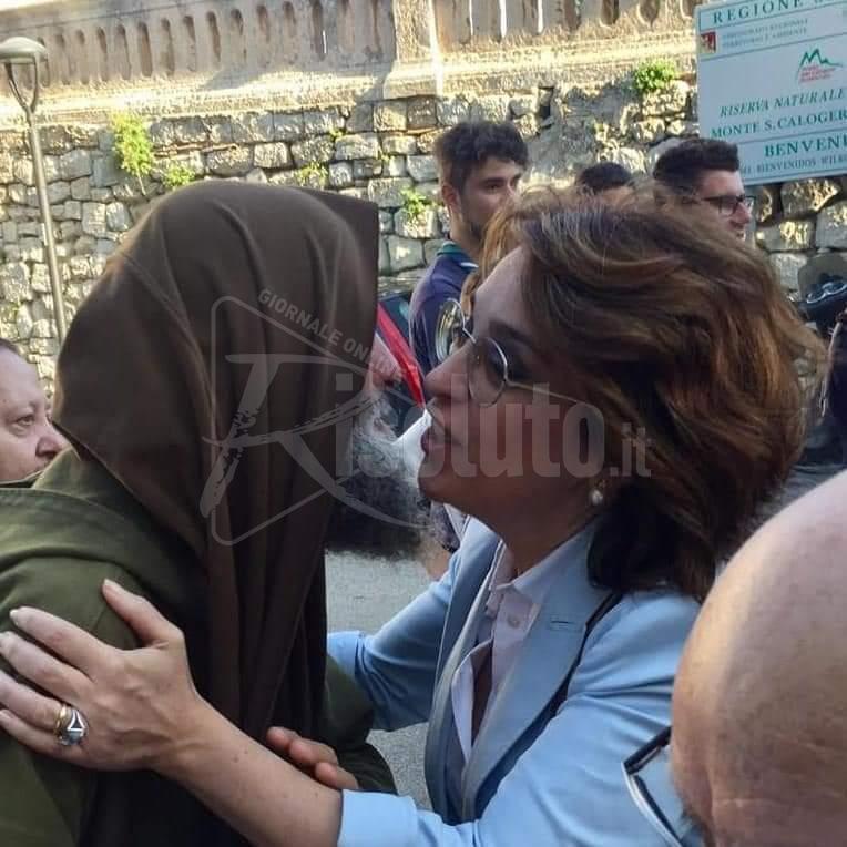 Palermo si stringe al suo Fratel Biagio, l'ex sindaca Valenti ricorda l'incontro a Sciacca
