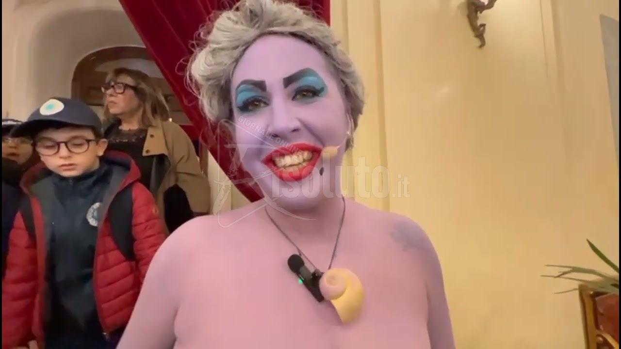 Bimbi a teatro, anche la Rossi al Pirandello (Video)