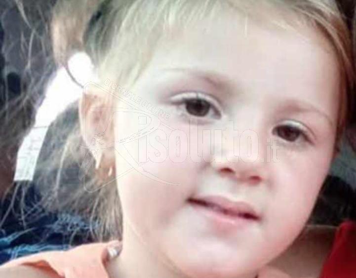Bimba morta a Termini investita da auto, la donna alla guida: "Vorrei abbracciare i genitori"
