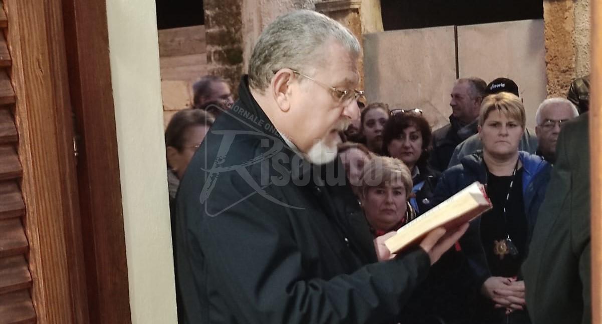 Inaugurata la nuova sede della Caritas a Menfi, l’arcivescovo Damiano: "Una serata dedicata ai giovani e alla fede"