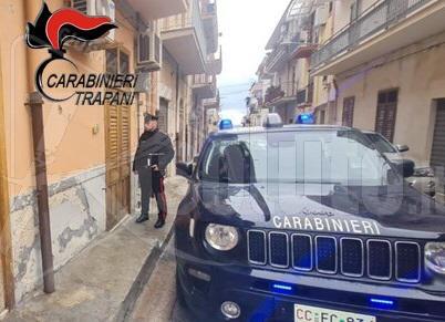Incidente domestico finisce in tragedia a Castellammare, va a fuoco abitazione