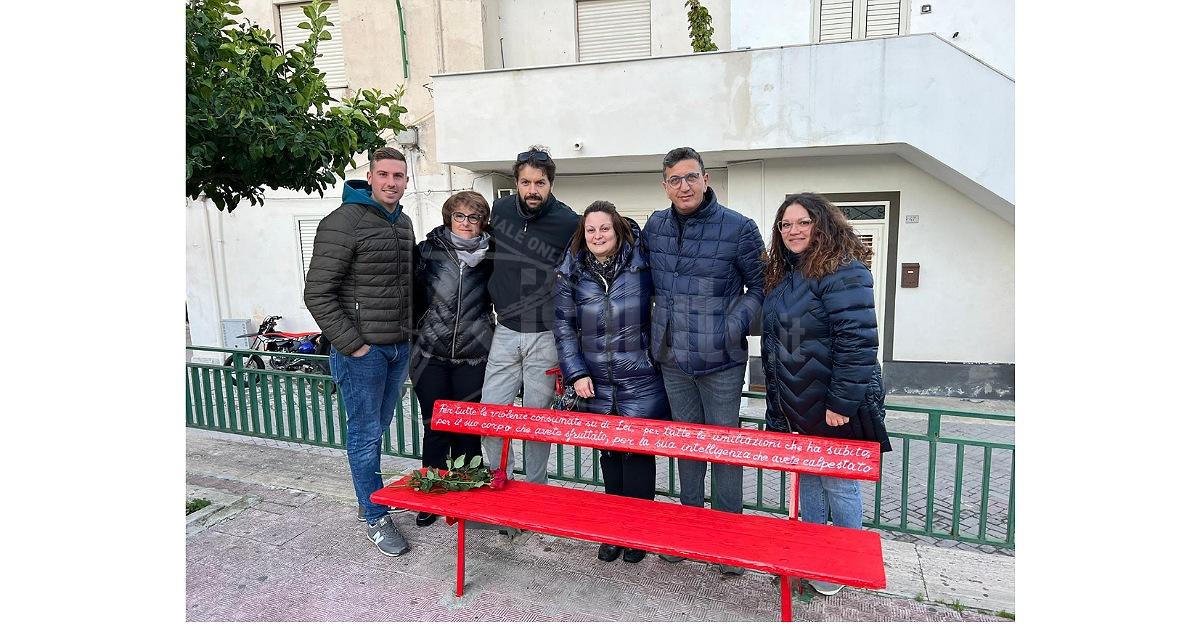 Panchina rossa contro la violenza sulle donne anche a Villafranca Sicula