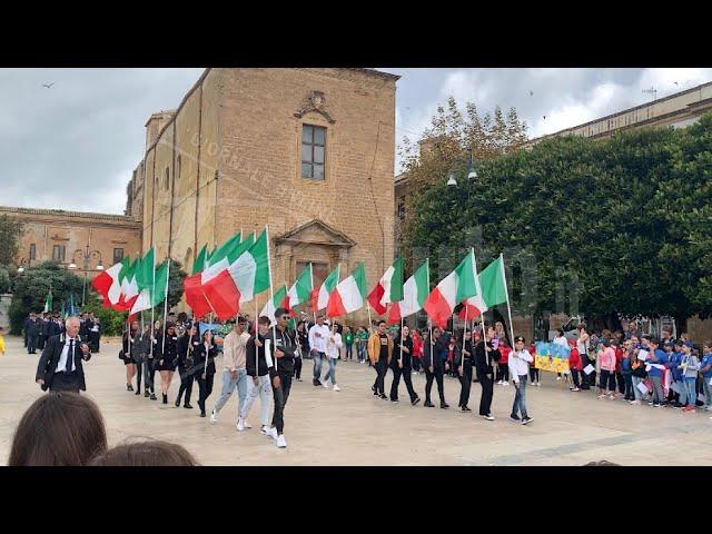 Quattro novembre a Sciacca, manifestazione con gli studenti (Video)