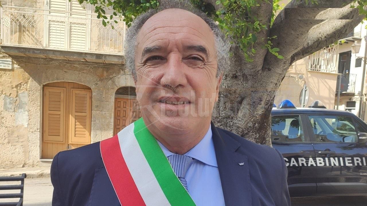 Sindaco d'Aragona condannato per abuso d'ufficio, sospeso dal Prefetto