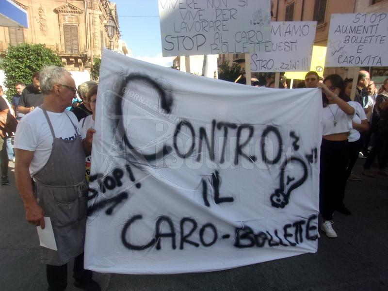 Caro bollette, manifestazione di piazza il 7 novembre in Sicilia