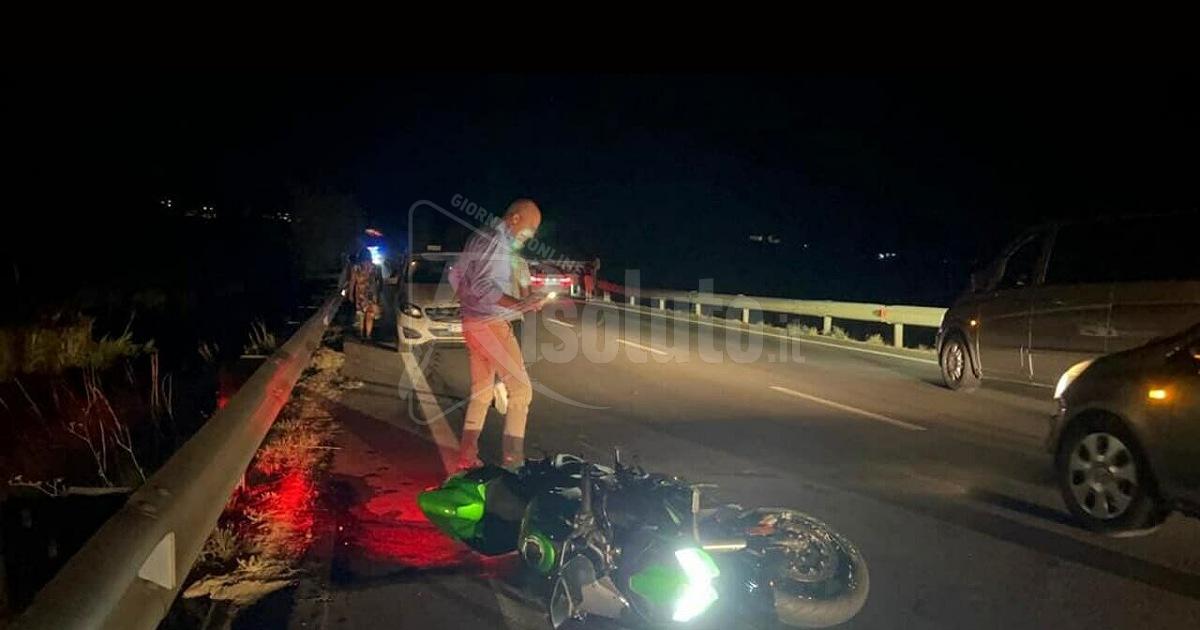 Lutto cittadino ad Alessandria della Rocca per i funerali del centauro morto sabato sulla SS 115