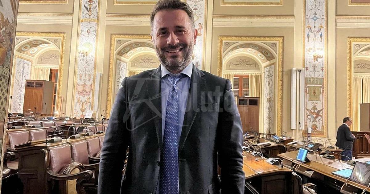Nuccio Di Paola candidato alla presidenza del M5S in Sicilia
