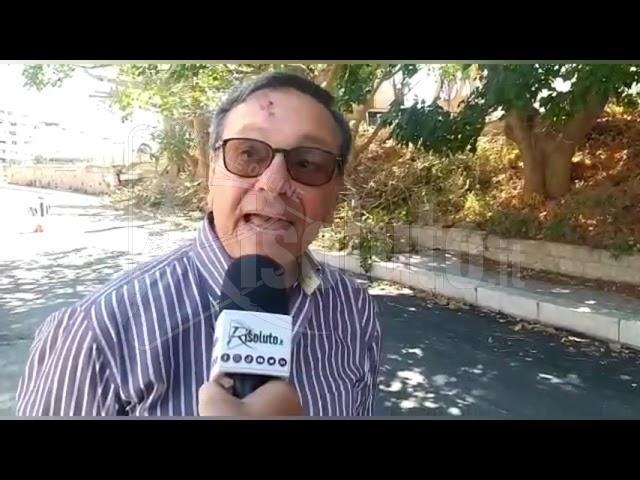 Via Gramsci a Sciacca chiusa per gli alberi a rischio, i tecnici: “Interventi sbagliati” (Video)