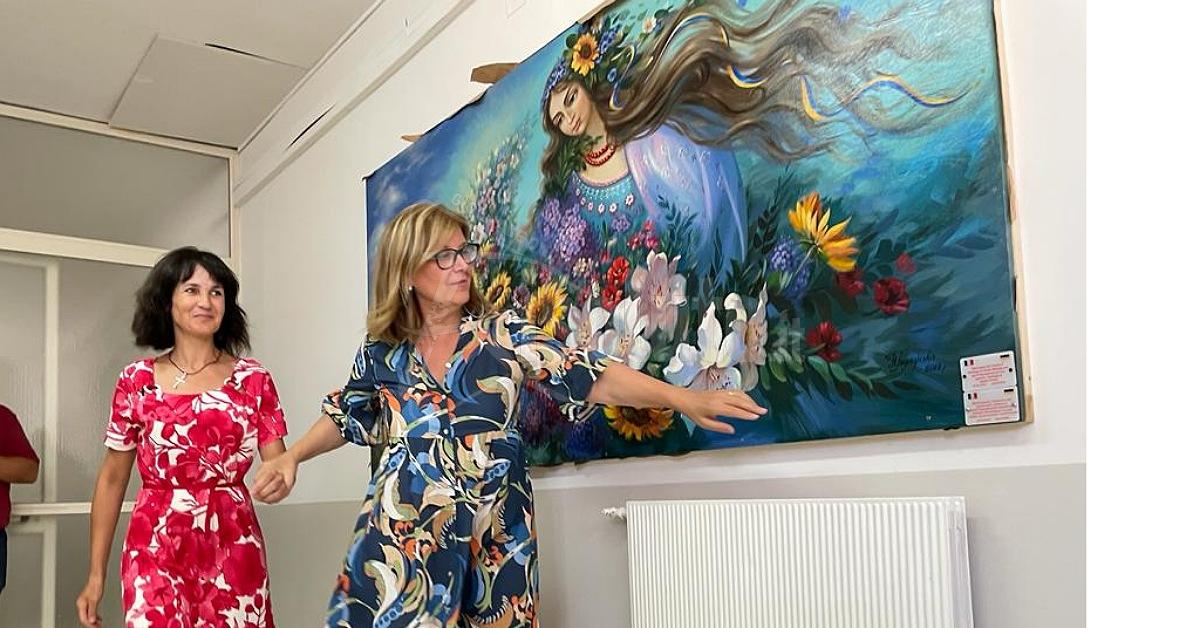 Artista ucraina dona dipinto al Comune di Montevago (Video)