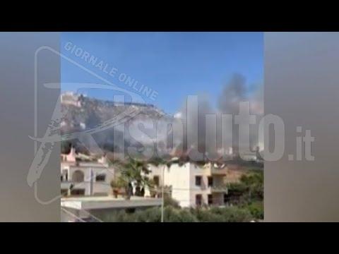 Incendio tra Isabella e Sant'Antonio (Video)