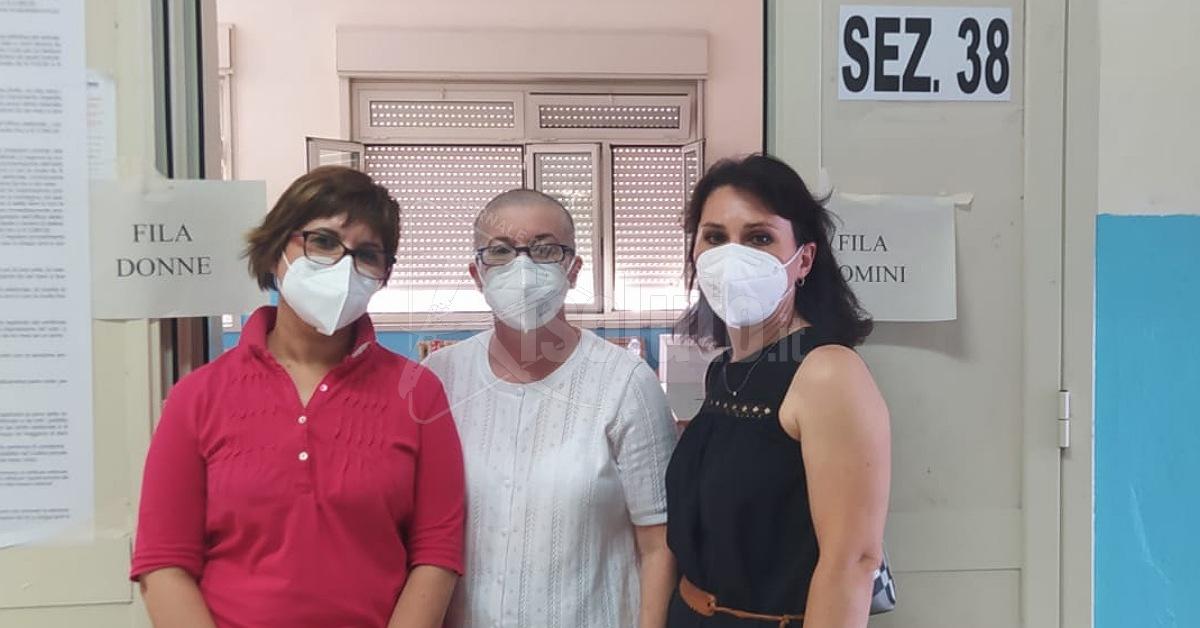 Scrutatore positivo alla 38, voto sospeso (Video)