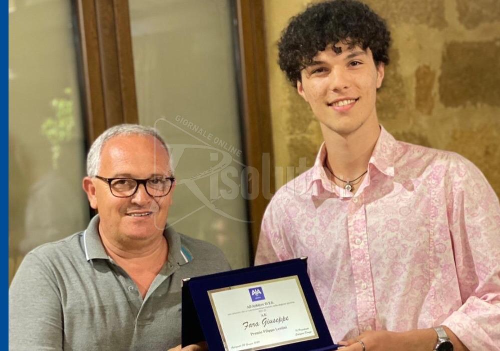 La sezione Aia di Agrigento premia l’arbitro Fara