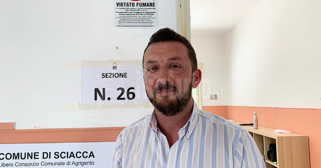 Elezioni, no ad infradito e bermuda ai seggi (Video)