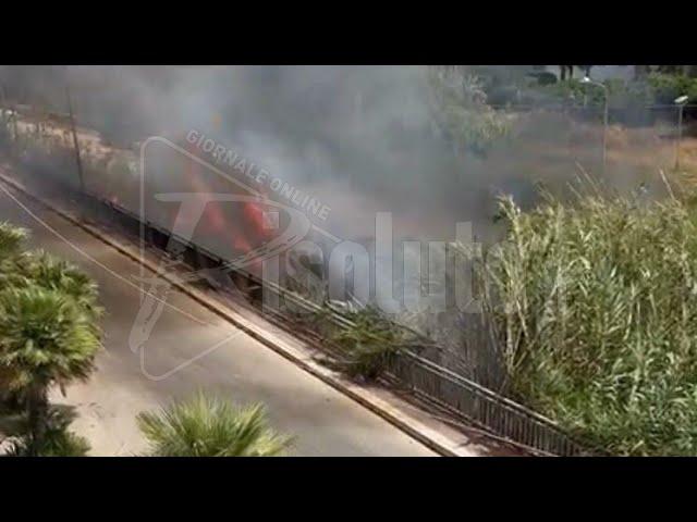 Incendio in via Fratelli Argento a Sciacca (Video)