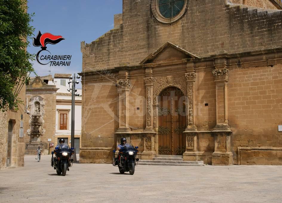 Diciannovenne  denunciato per  possesso di droga e armi