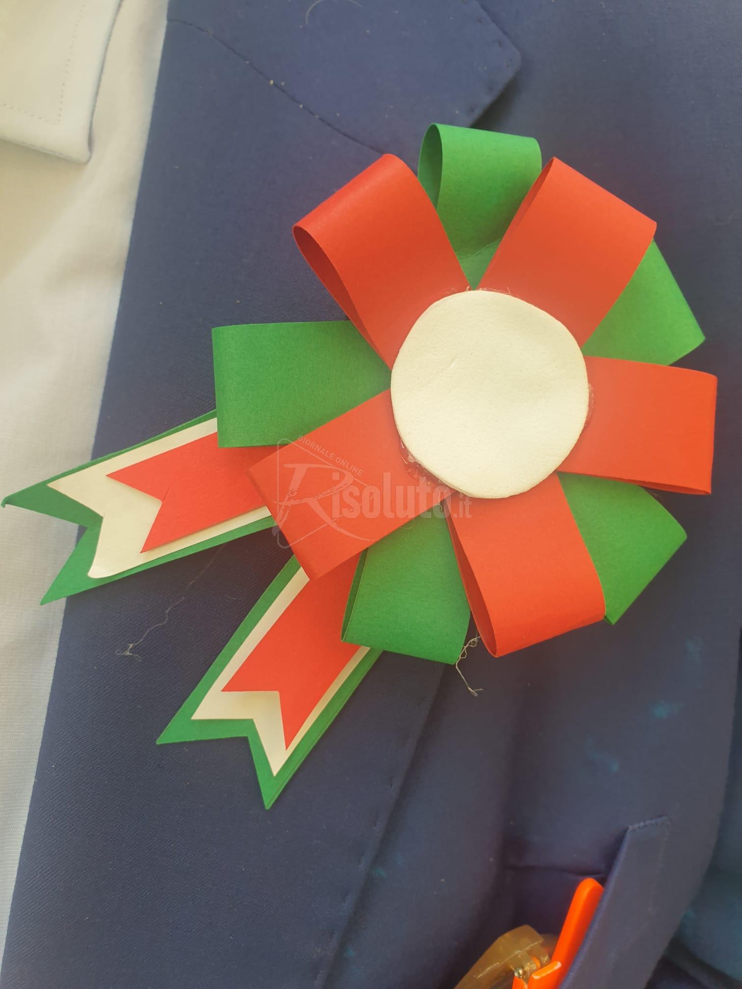 Festa della Repubblica, coccarde del liceo “Bonachia”