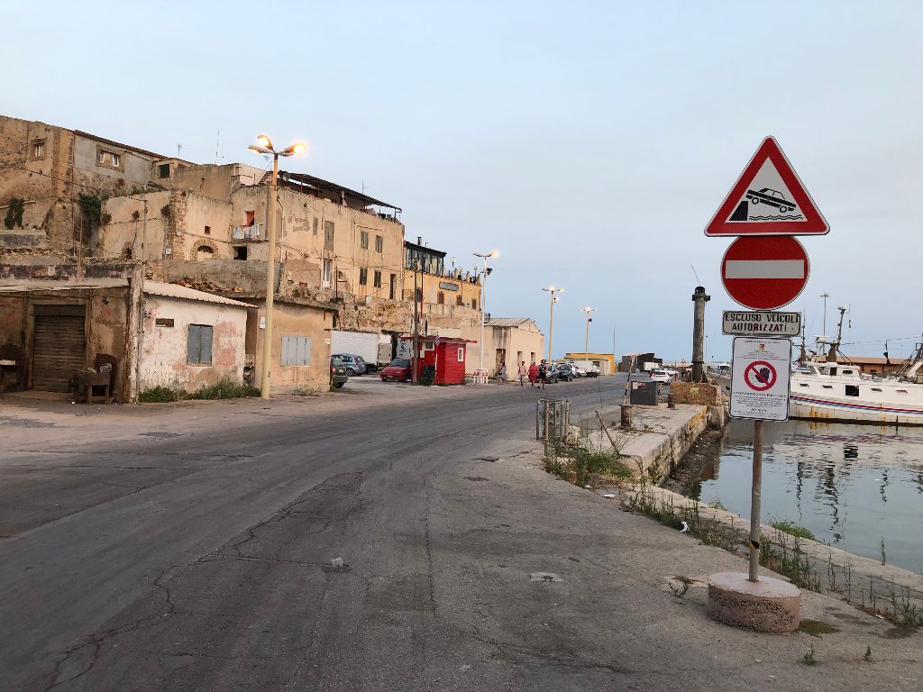 Cassetta di polistirolo al porto, oggi pagate 600 euro