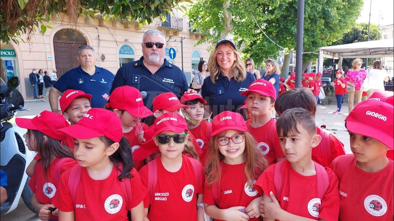 Regole stradali, progetto per i piccoli studenti Video