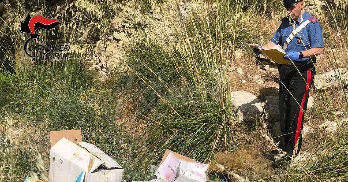 Abbandono di rifiuti nel bosco, due denunce nel trapanese