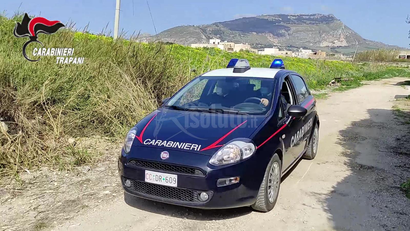 Combustione illecita di rifiuti, arrestata una donna