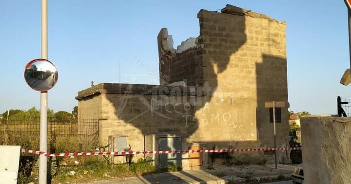 Cede tetto della cabina elettrica ex Fornace, nessun danno