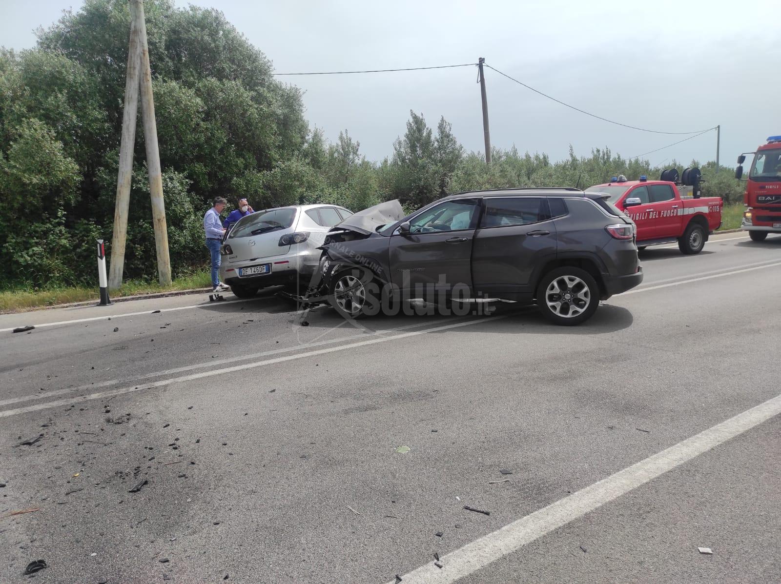 Grave incidente sulla Fondovalle, scontro tra due vetture