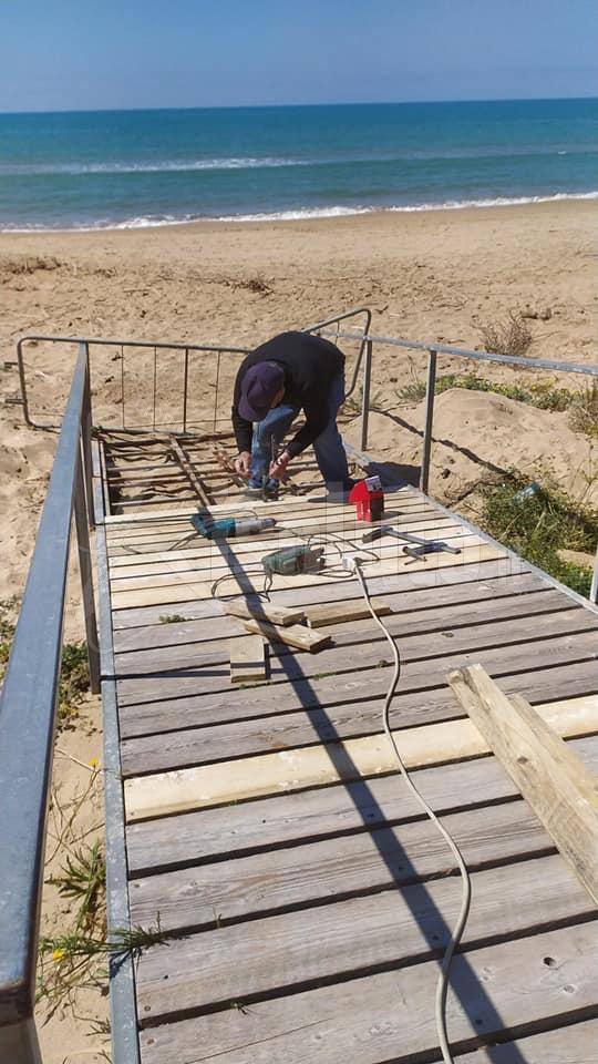 A Lido Fiori di Menfi pronta la passerella per i diversamente abili