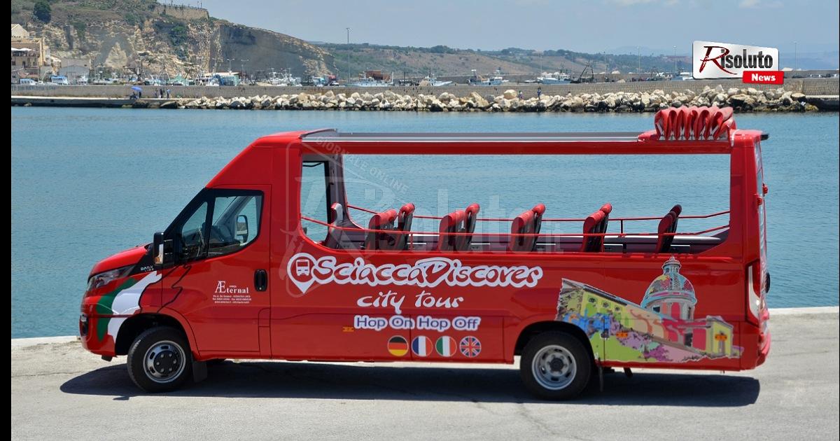 Tornano i giri turistici con il bus scoperto di Aeternal
