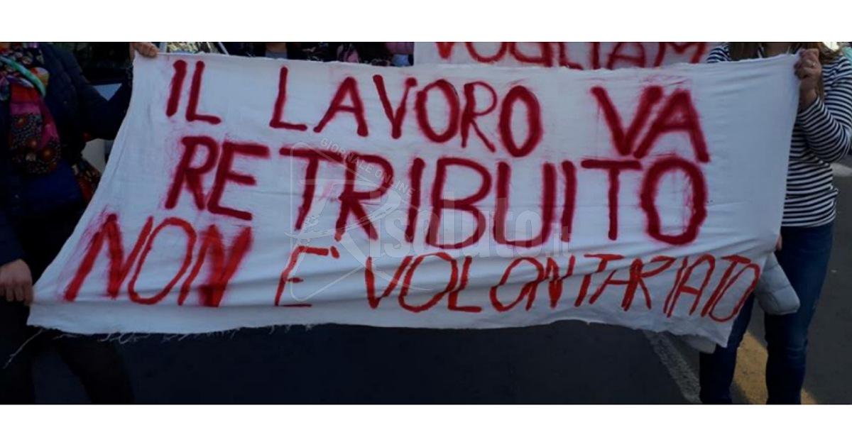 Alcuni lavoratori della coop "Arcobaleno"  senza stipendio da mesi: "Non sara' una Pasqua serena"