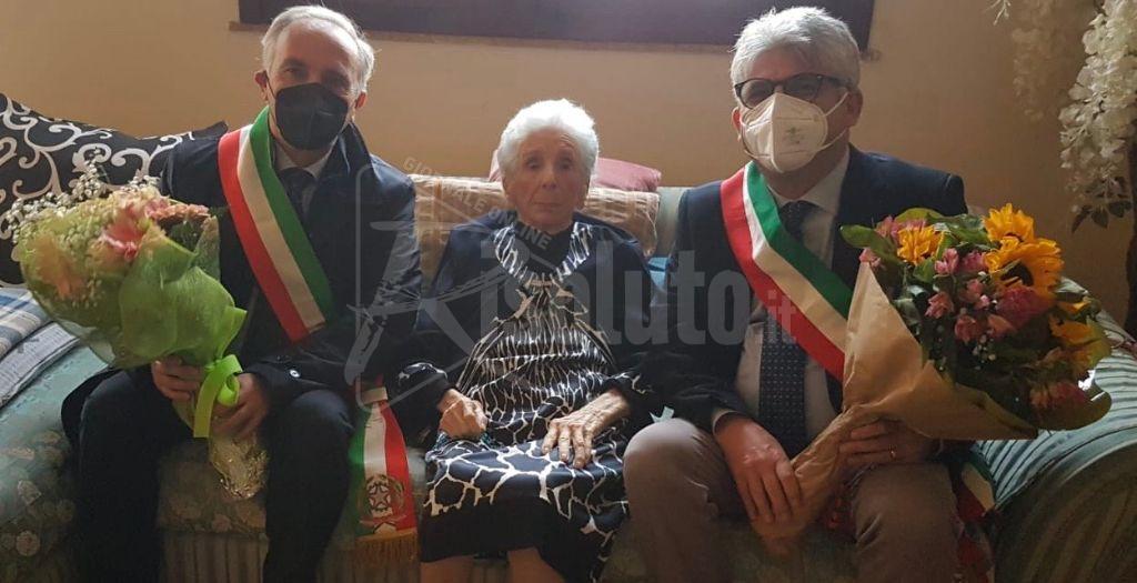 Due sindaci stasera a Ribera per festeggiare Giovanna Cascioferro ed i suoi 105 anni