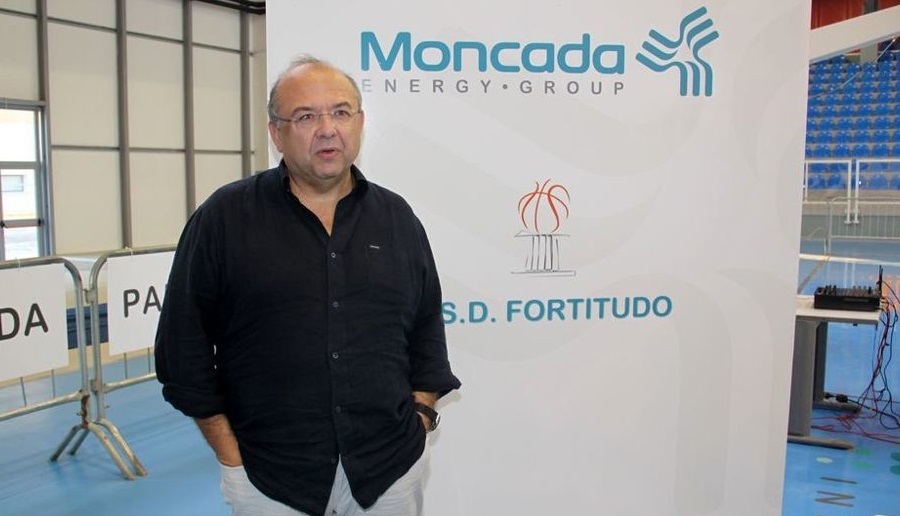 Protesta plateale dell'imprenditore Moncada contro il sequestro della Procura