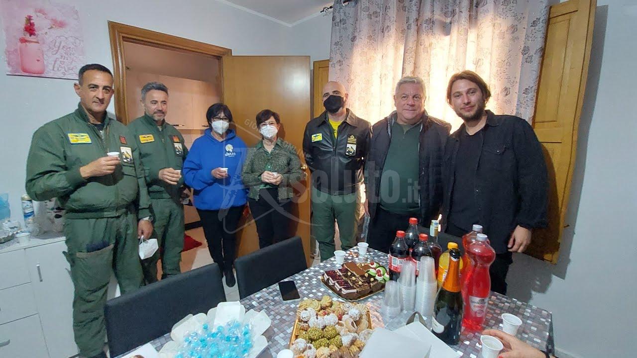 L'Aeronautica Militare e i medici di Taormina in visita al piccolo Calogero (Video)