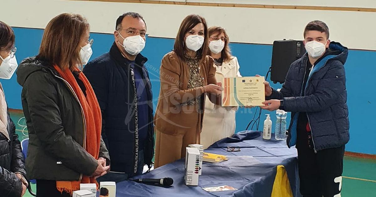 Virtuosi della differenziata, premiati gli studenti dell'Inveges